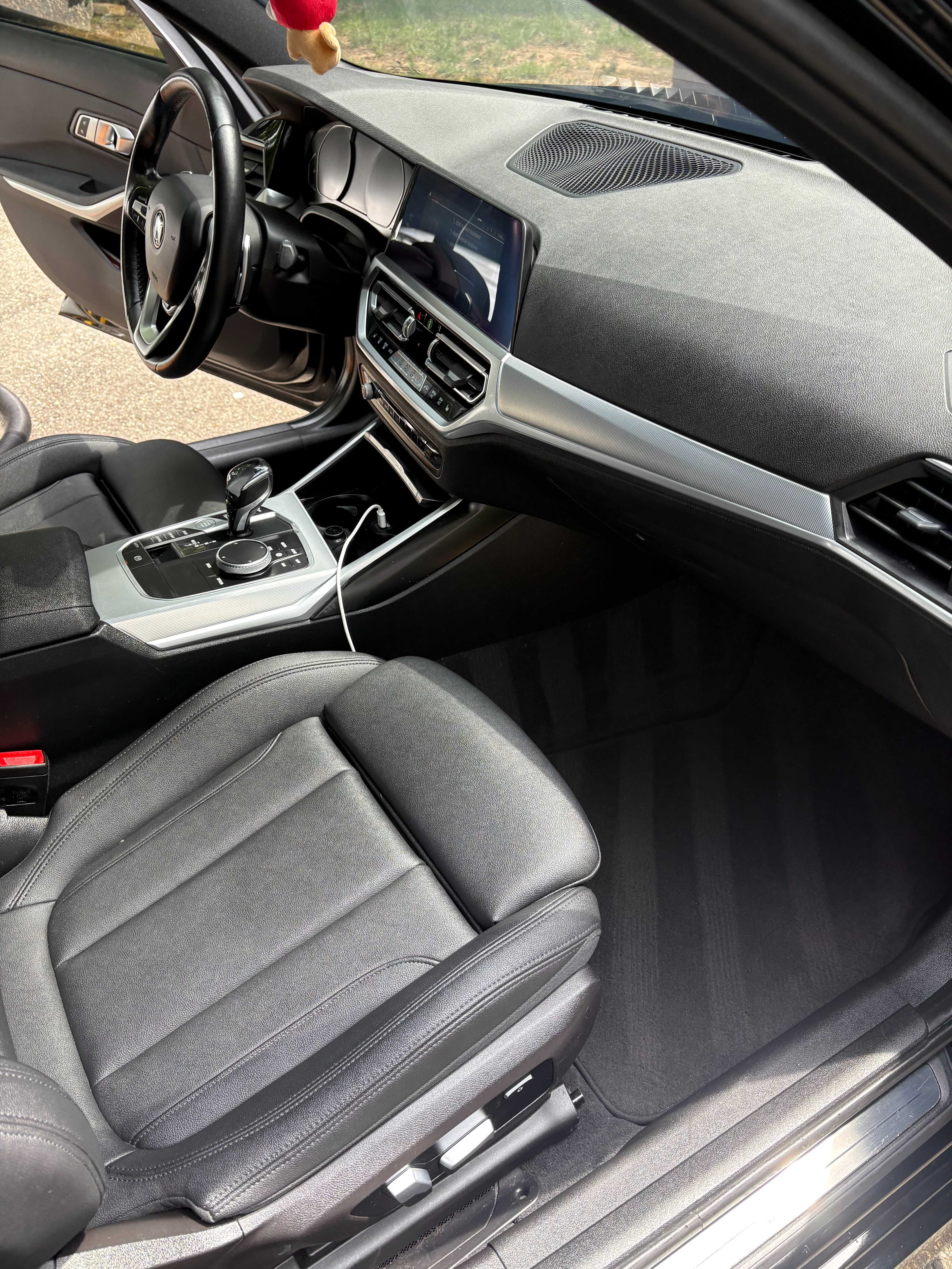 Boone Mobile Detailing BMW dash and console detail in Midlothian VA
