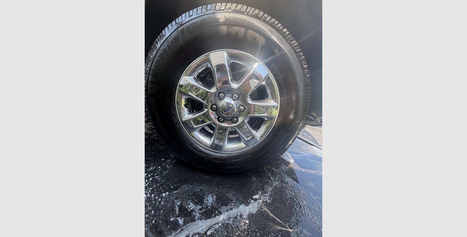 Boone Mobile Detailing wheel and tire detail in Midlothian VA